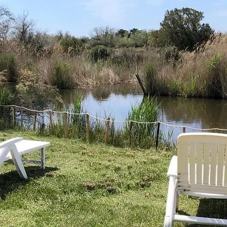 Ref Ls 55 : Cabane De Gardian 6 Pers סן-מארי-דה-לה-מאר