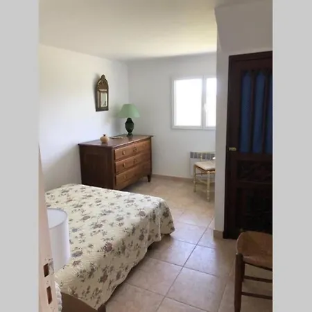 Ref Ls 55 : Cabane De Gardian 6 Pers * סן-מארי-דה-לה-מאר