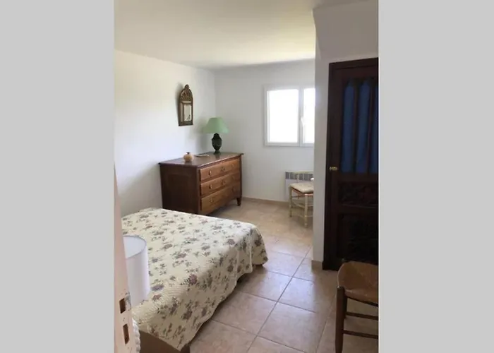 Réf Ls 55 : Cabane De Gardian 6 Pers * Les Saintes-Maries-de-la-Mer