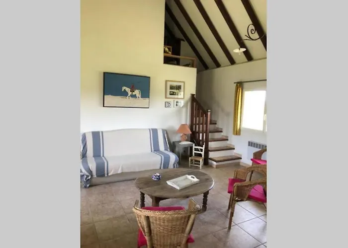 Réf Ls 55 : Cabane De Gardian 6 Pers Hébergement de vacances *